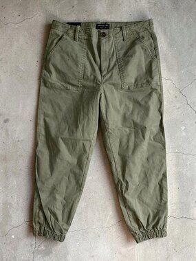 BANANA REPUBLIC Authentic Green Olive Chino Jogger Pants Size 14 NEW NWT